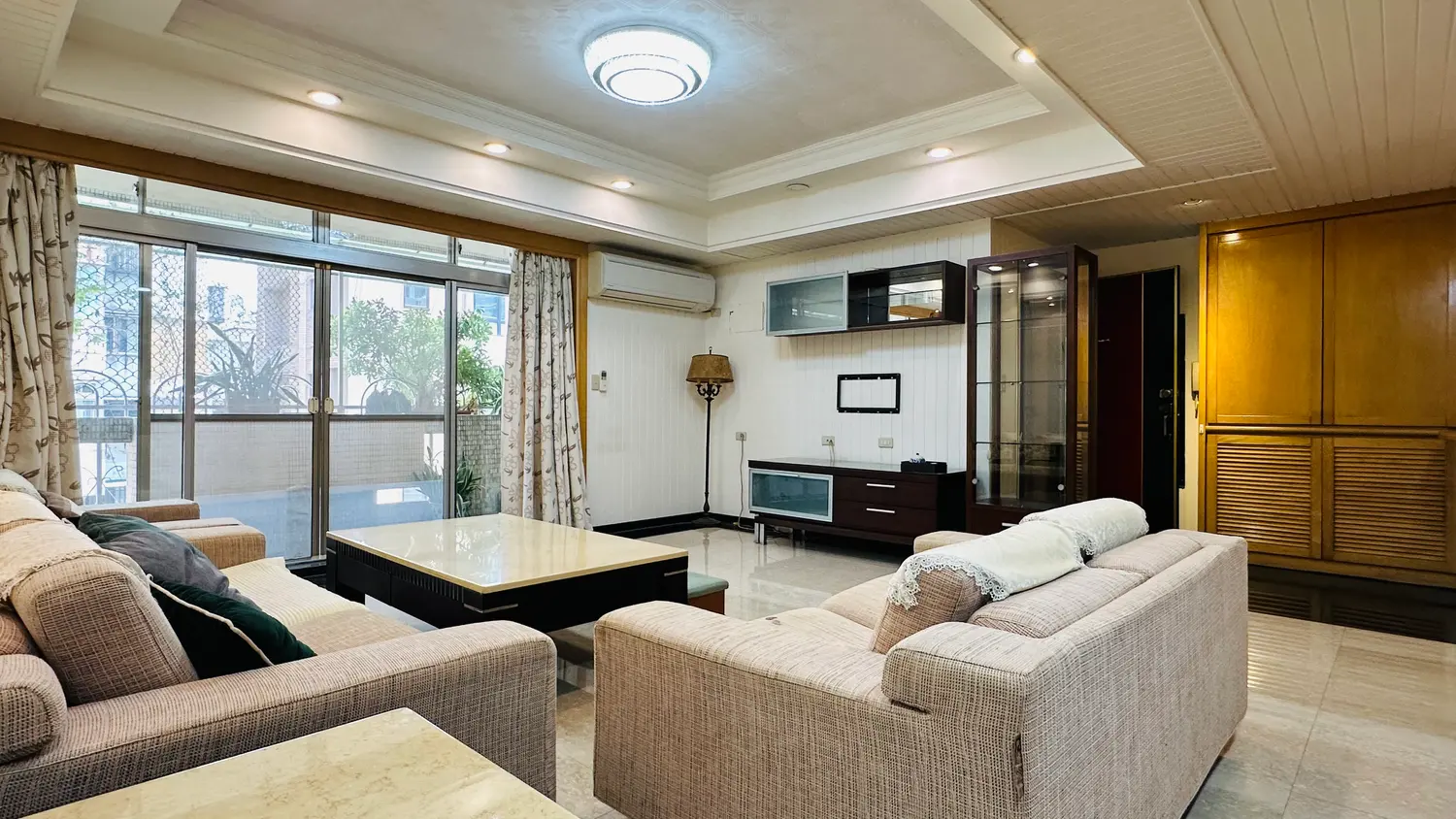 4 bedrooms apartment for rent in Shilin District, Taipei City | NT$ 50 000 | 48 ping slide 14