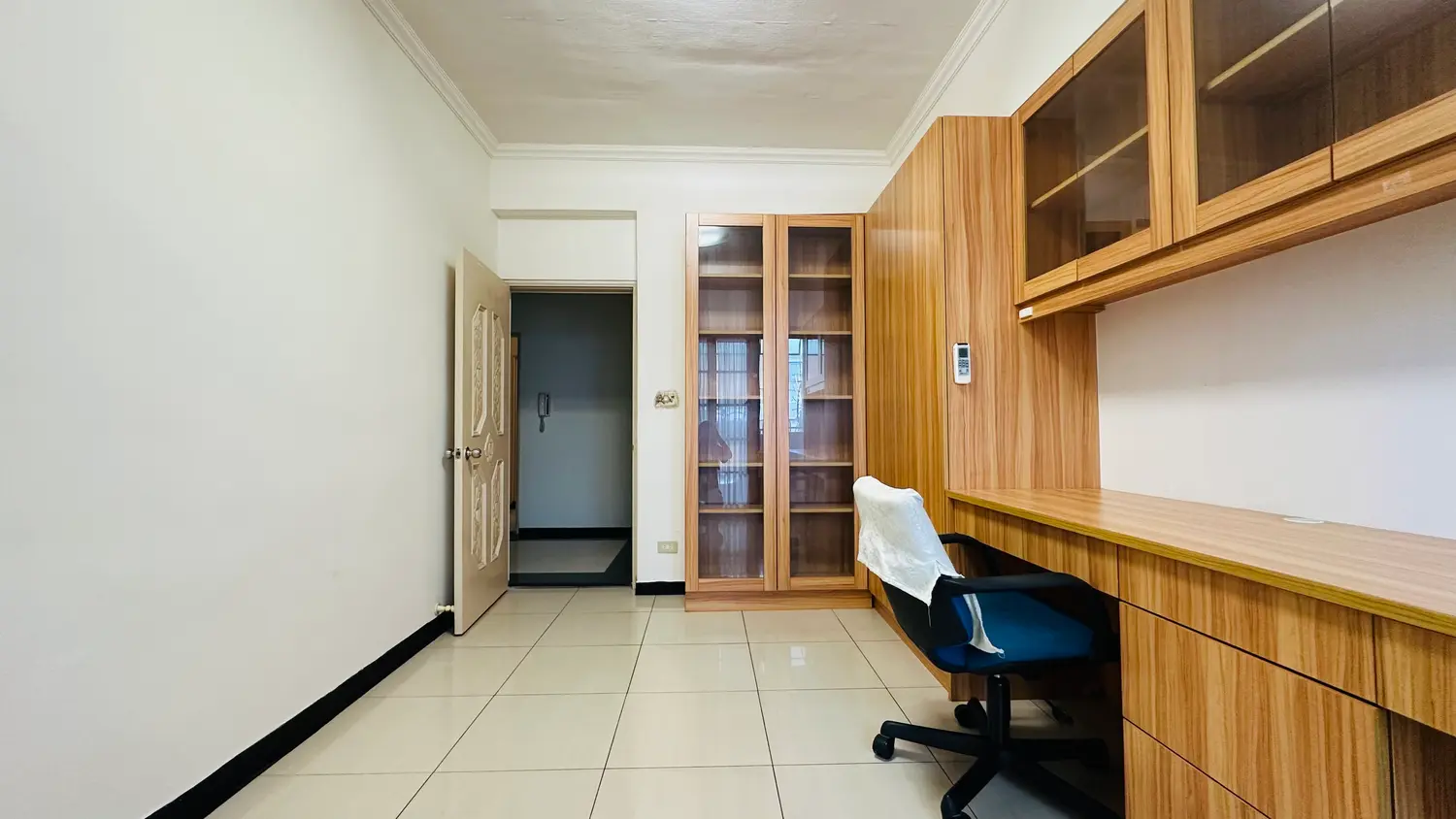 4 bedrooms apartment for rent in Shilin District, Taipei City | NT$ 50 000 | 48 ping slide 3