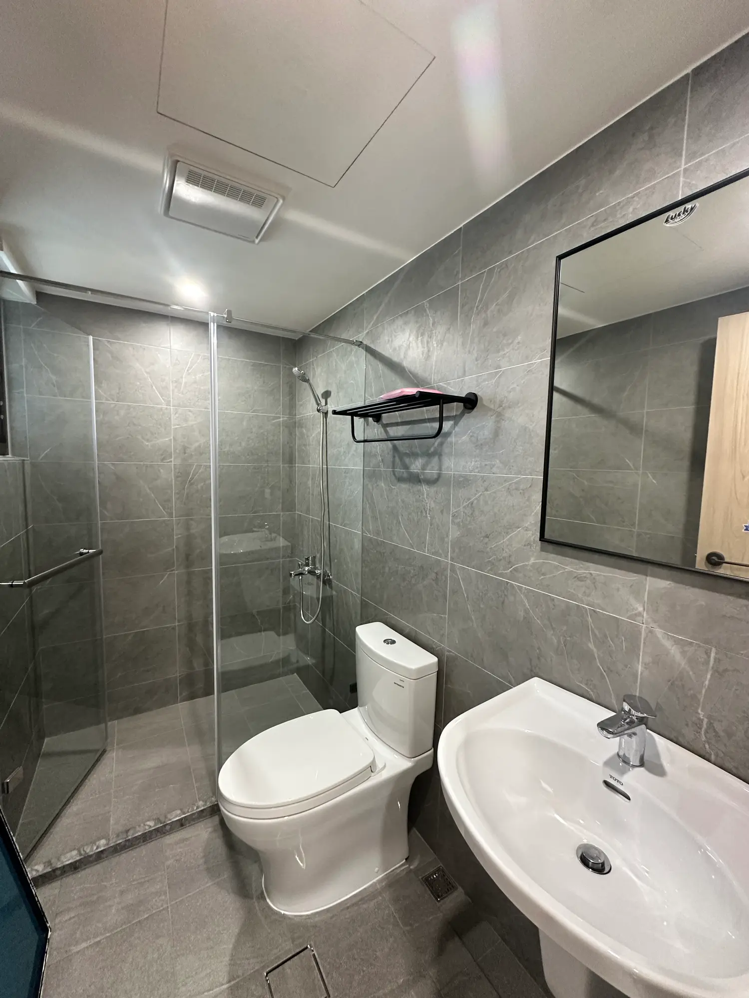 2 bedrooms apartment for sale in Houli District, Taichung City | NT$ 12 000 000 | 17 ping slide 10