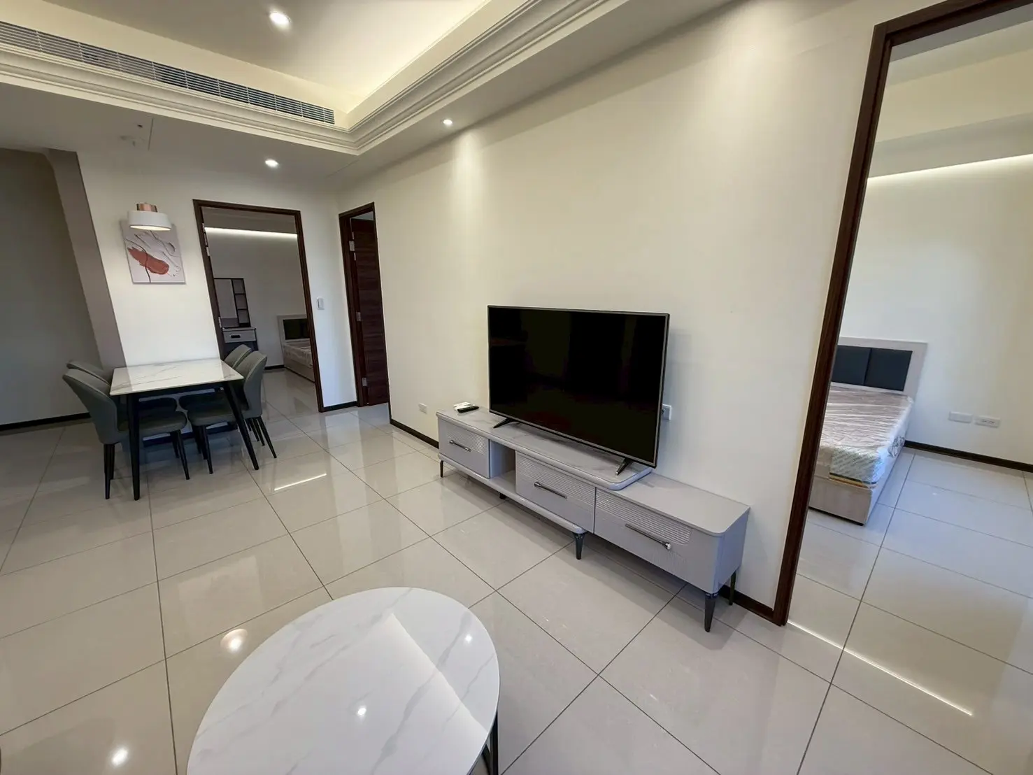 3 bedrooms apartment for rent in Taoyuan District, Taoyuan City | NT$ 45 000 | 26 ping slide 1