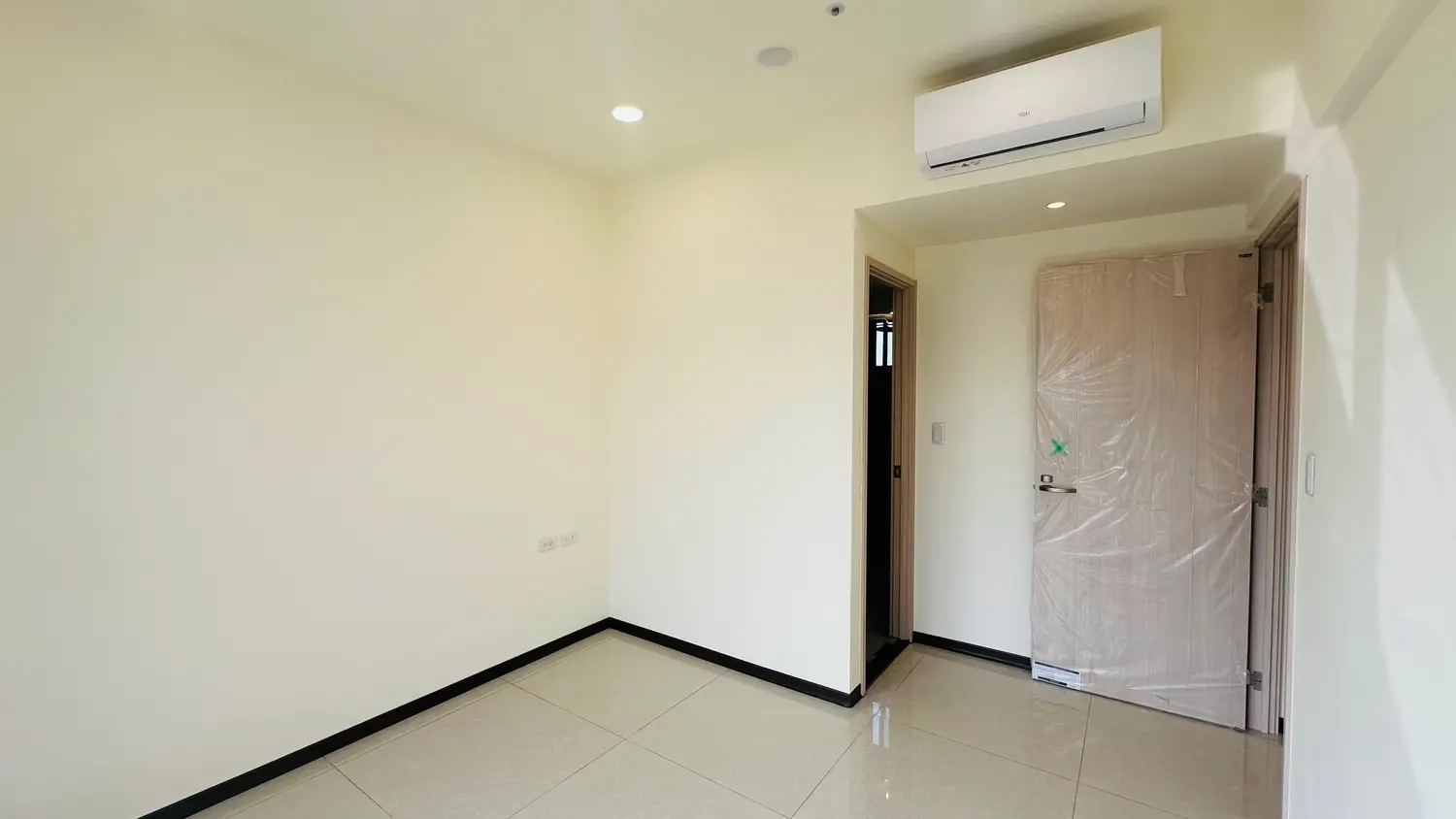 3 bedrooms apartment for rent in Beitou District, Taipei City | NT$ 73 800 | 23 ping slide 3