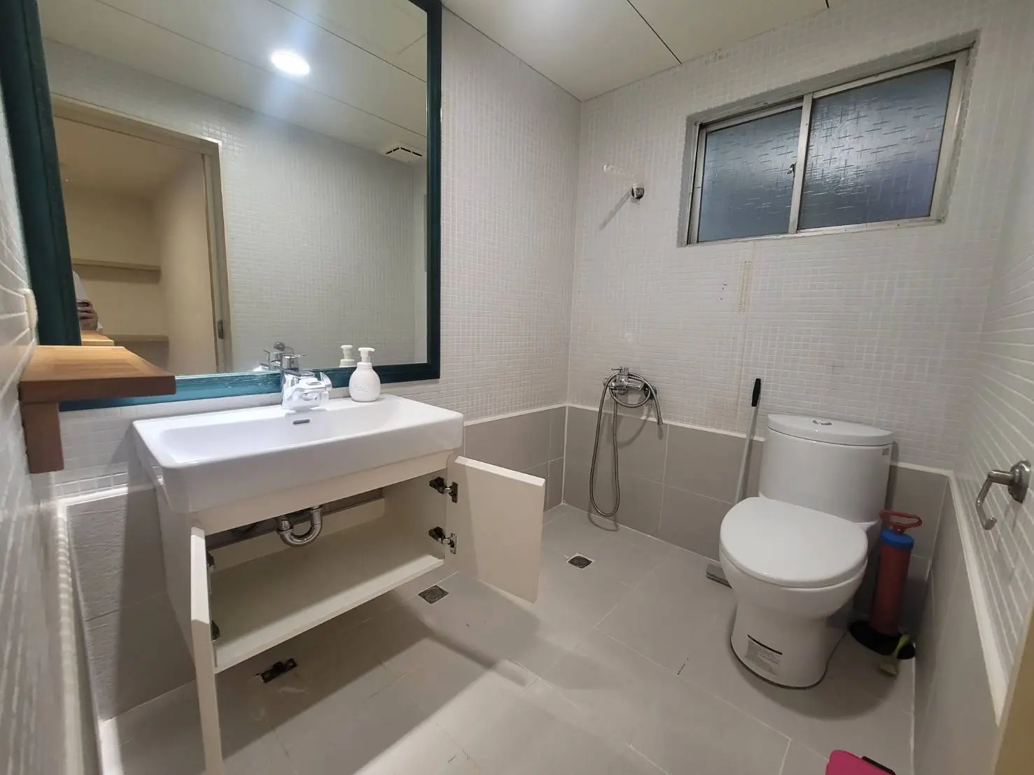 4 bedrooms apartment for rent in Shilin District, Taipei City | NT$ 48 000 | 37 ping slide 3