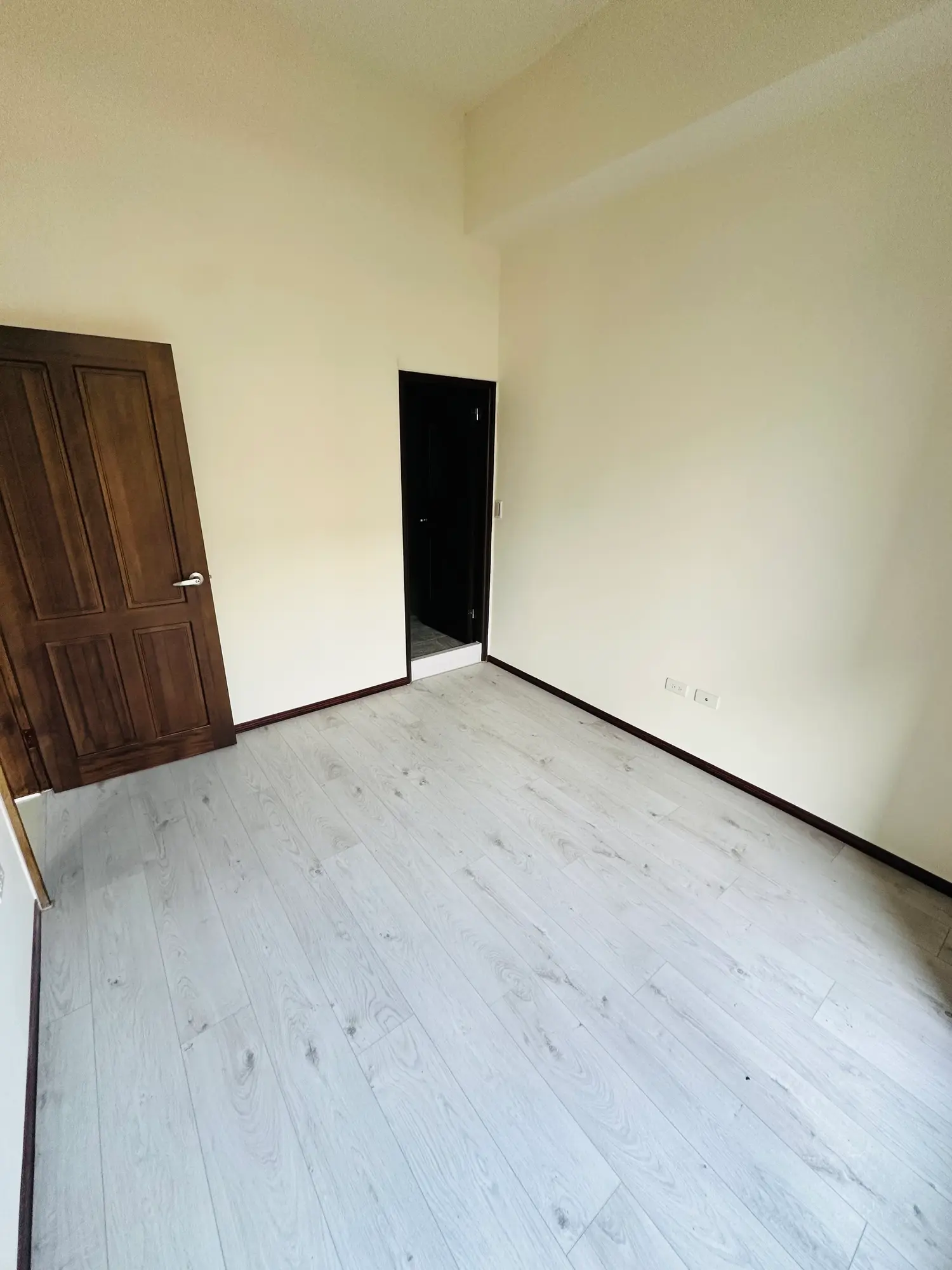 3 bedrooms apartment for sale in Fengyuan District, Taichung City | NT$ 1 438 000 | 20 ping slide 6