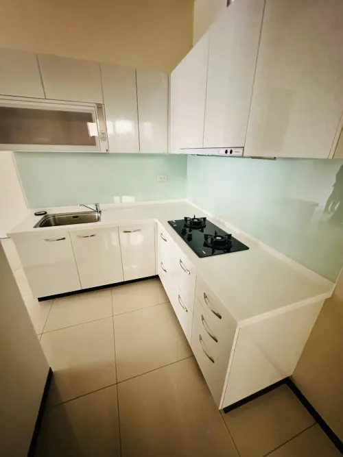 3 bedrooms apartment for sale in Fengyuan District, Taichung City | NT$ 1 438 000 | 20 ping slide 2