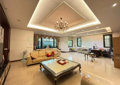 Villa for rent TWD 60 000 - 仁愛路一段211巷 - 1 room