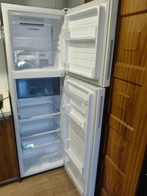 Apartment for rent TWD 38 000 - Zhongxiao Road - 2 bedrooms