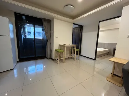 Apartment for rent TWD 27 000 - Shanbi 2nd Rd - 2 bedrooms