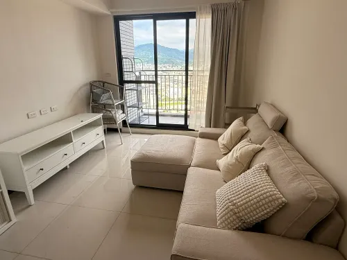 Apartment for sale TWD 19 500 000 - Section 4, Huanzhong E Rd - 3 bedrooms