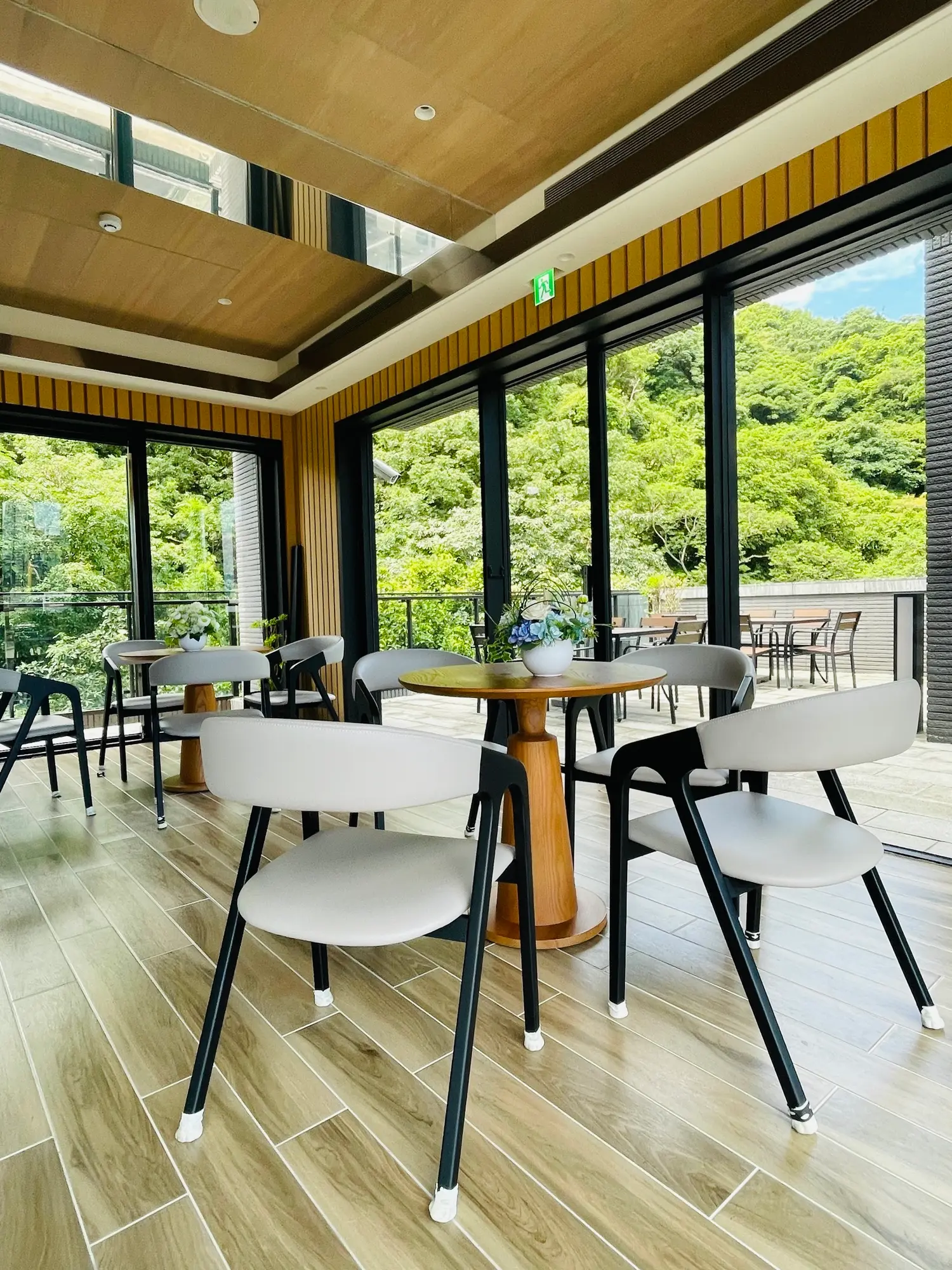 2 bedrooms apartment for rent in Xinyi District, Taipei City | NT$ 49 000 | 13 ping slide 7