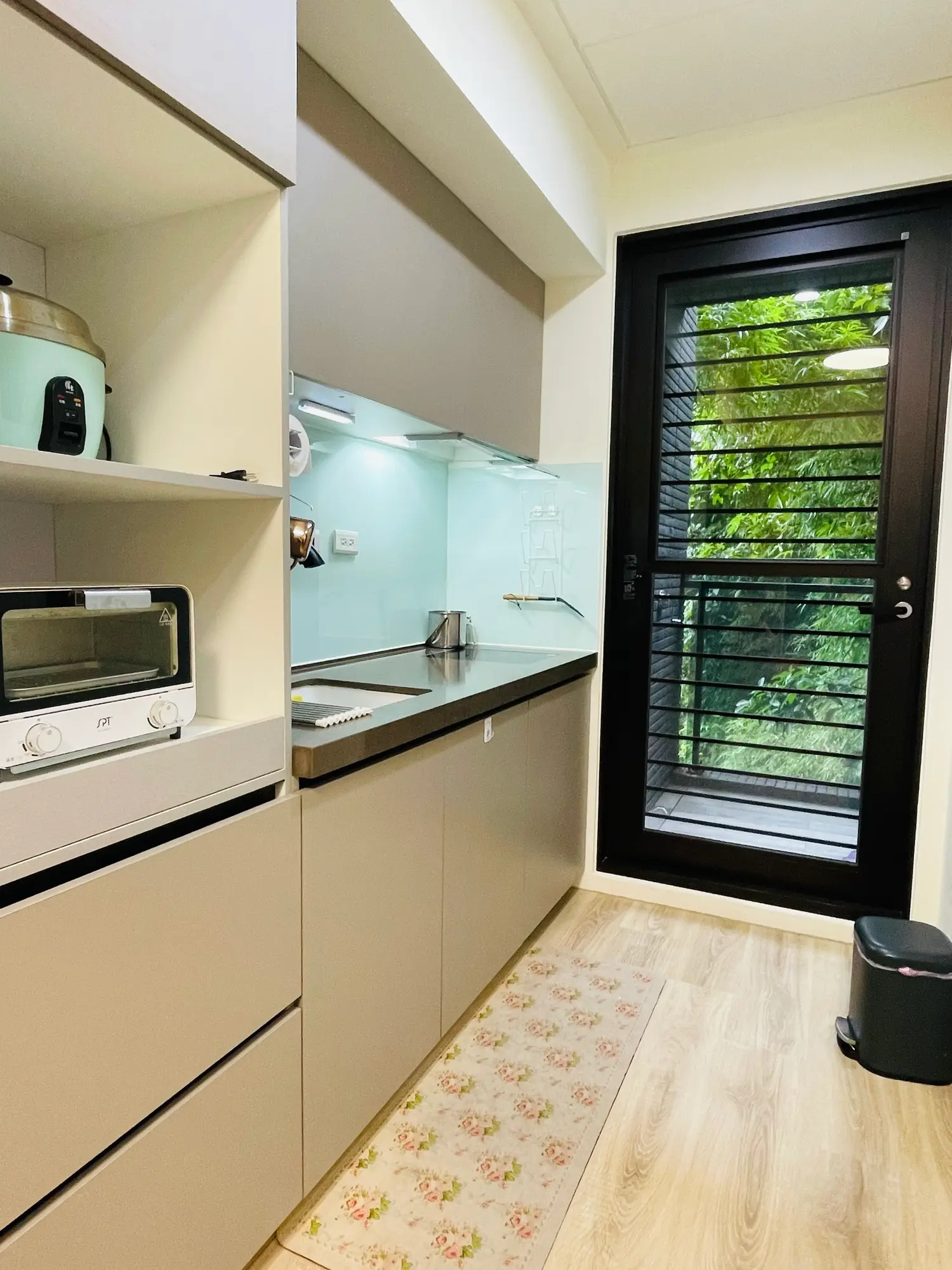 2 bedrooms apartment for rent in Xinyi District, Taipei City | NT$ 49 000 | 13 ping slide 2
