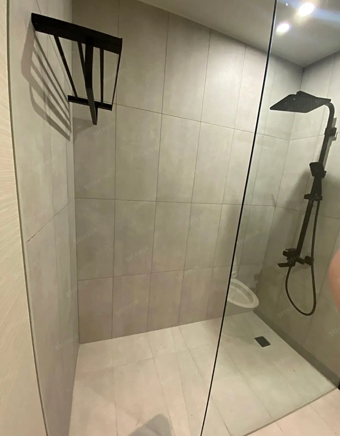 Room for rent in South District, Taichung City | NT$ 9 000 | 7 ping slide 2
