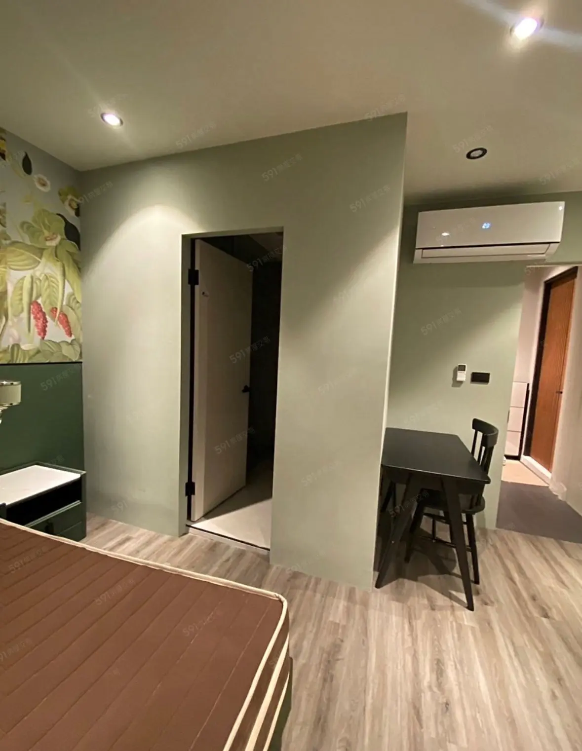 Room for rent in South District, Taichung City | NT$ 9 000 | 7 ping slide 4