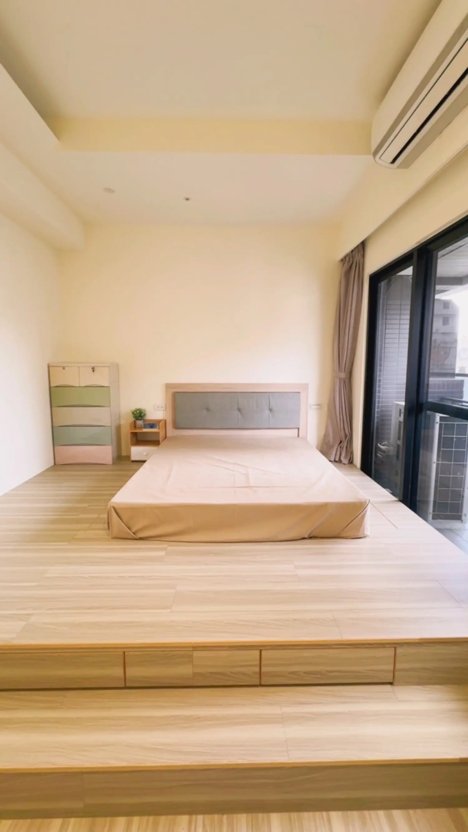 1 room apartment for rent TWD 22 800 - 13 ping - Qianjin District,Kaohsiung City slide 2