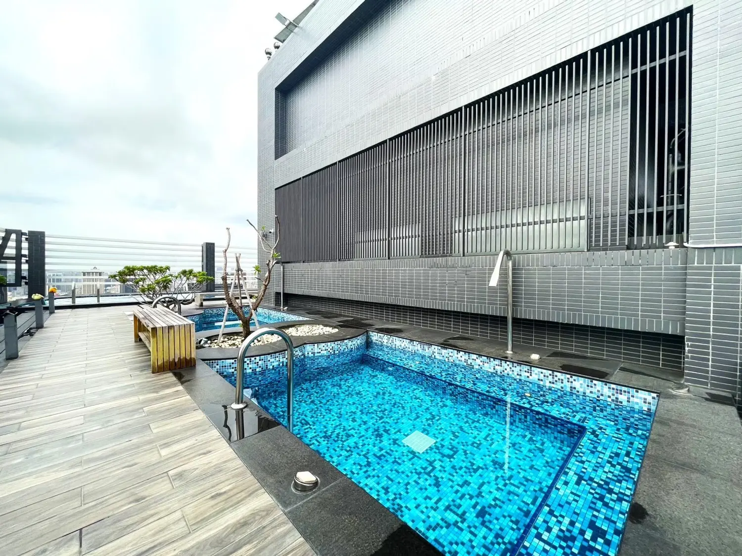 1 room apartment for rent TWD 22 800 - 13 ping - Qianjin District,Kaohsiung City slide 9