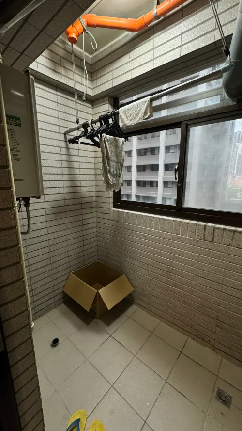 Apartment for rent TWD 28 000 - Yongyuan Road - 2 bedrooms