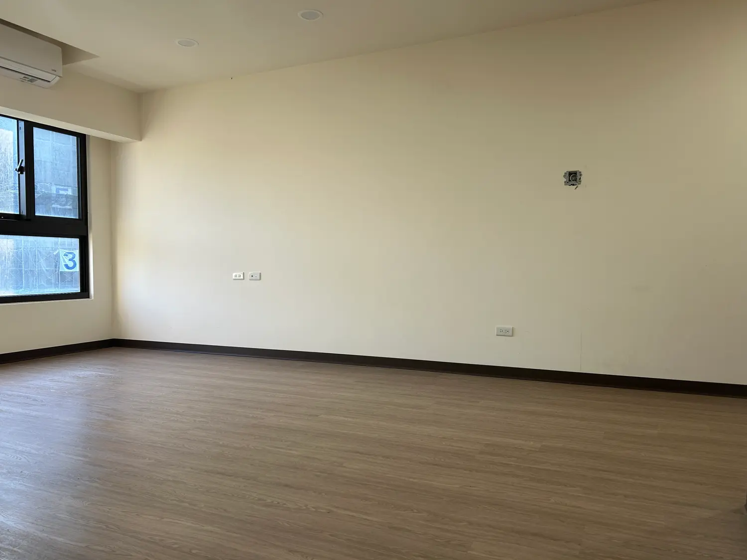 2 bedrooms apartment for rent TWD 20 000 - 16 ping - Luzhu District,Taoyuan City slide 2