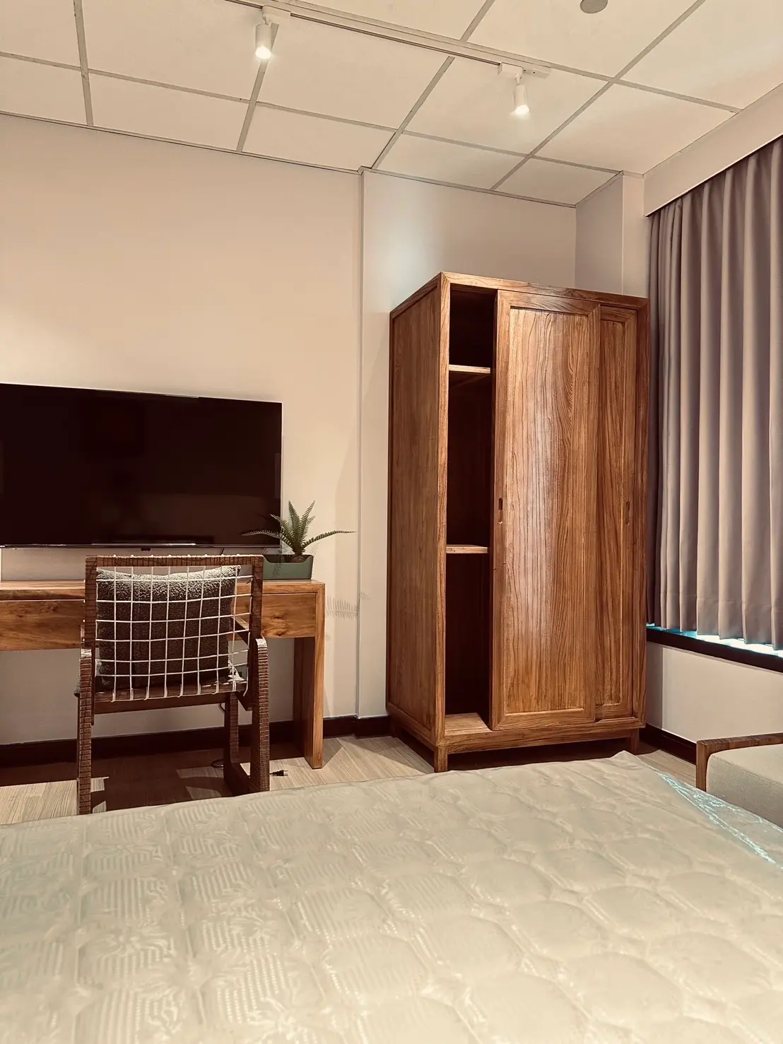 Room for rent in Lingya District, Kaohsiung City | NT$ 15 000 | 10 ping slide 0