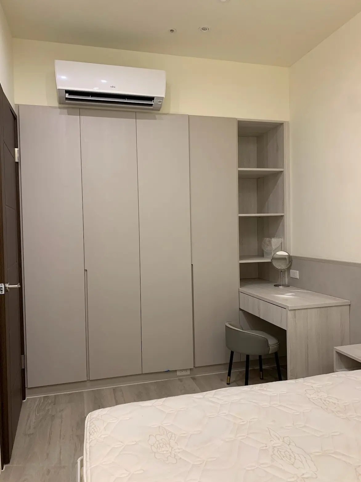 2 bedrooms apartment for rent in Xindian District, New Taipei City | NT$ 38 000 | 15 ping slide 4