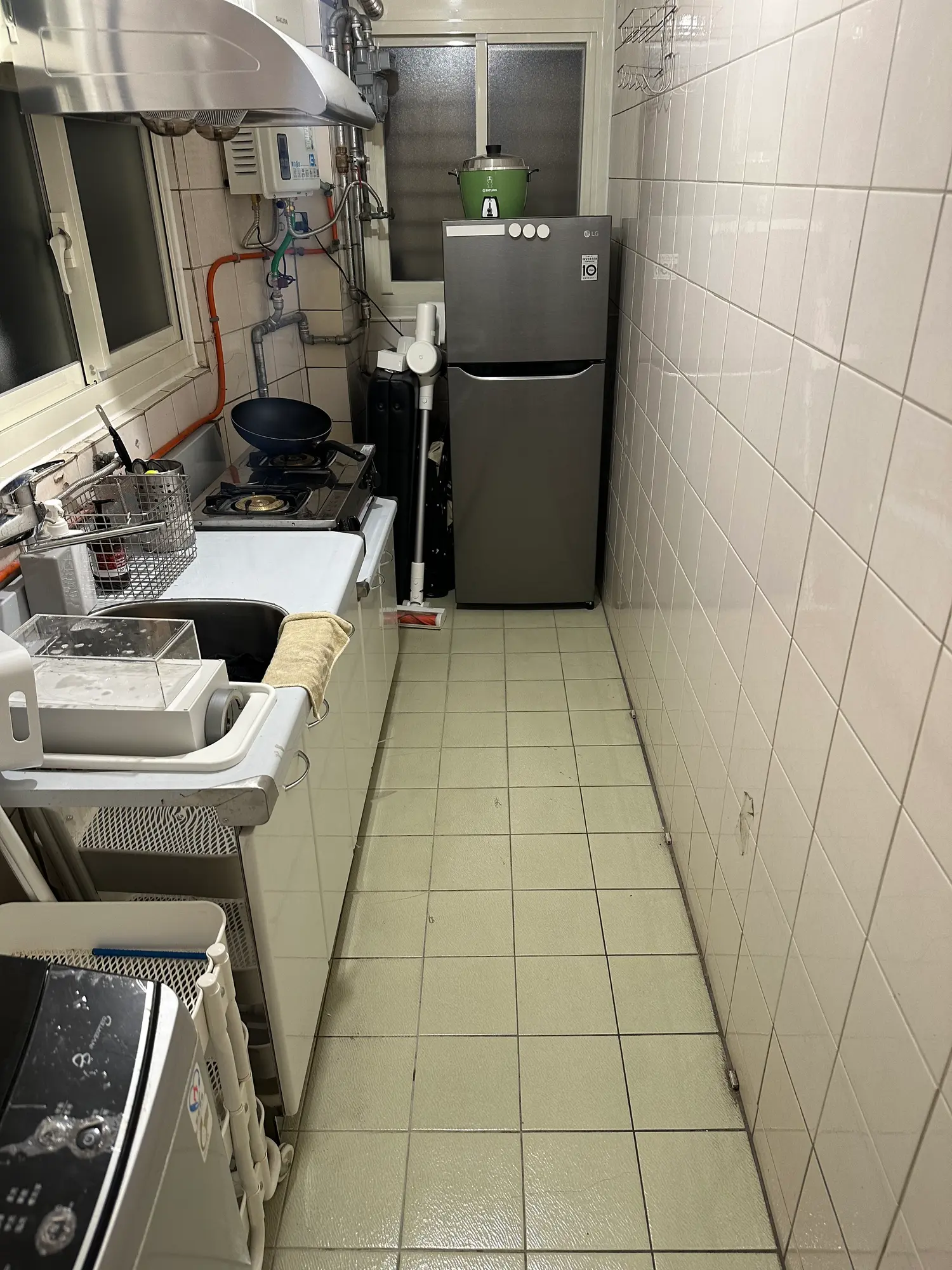 Room for rent in Nangang District, Taipei City | NT$ 9 800 | 3 ping slide 5