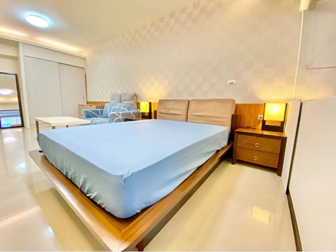 Studio apartment for rent in West District, Taichung City | NT$ 16 500 | 12 ping slide 3