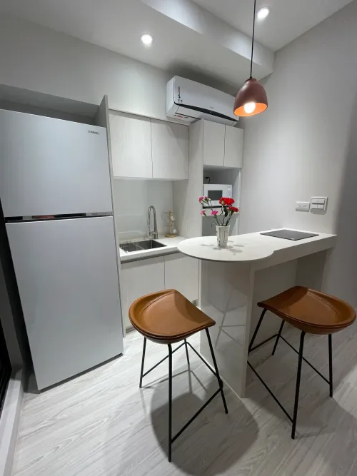 Room for rent NT$ 19 000 - Nanjing West Road - 3 bedrooms