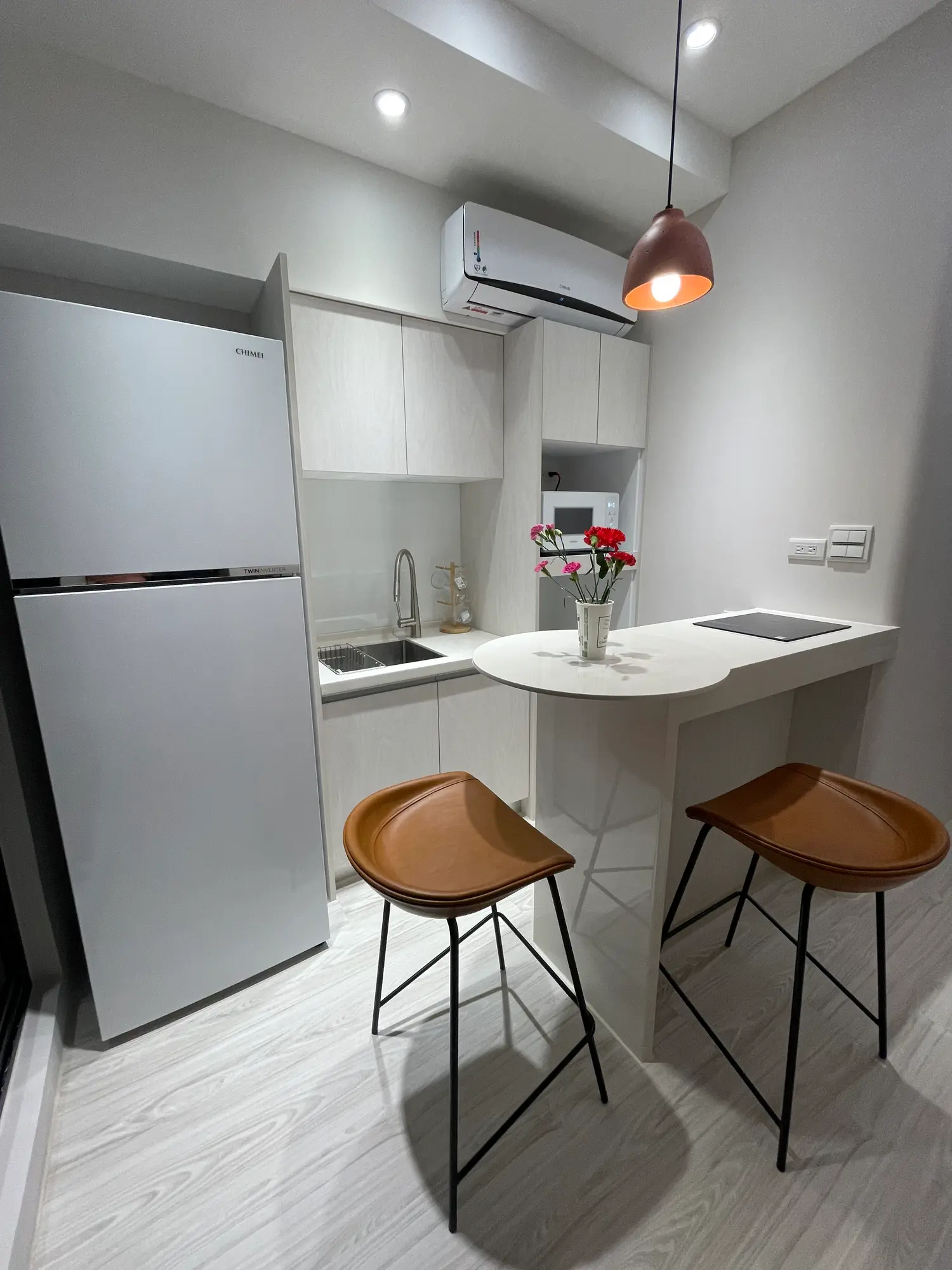Room for rent in Datong District, Taipei City | NT$ 19 000 | 3 ping slide 4
