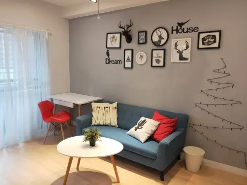 4 bedrooms apartment for rent TWD 10 500 - 40 ping - Zhongzheng District,Taipei City slide 2
