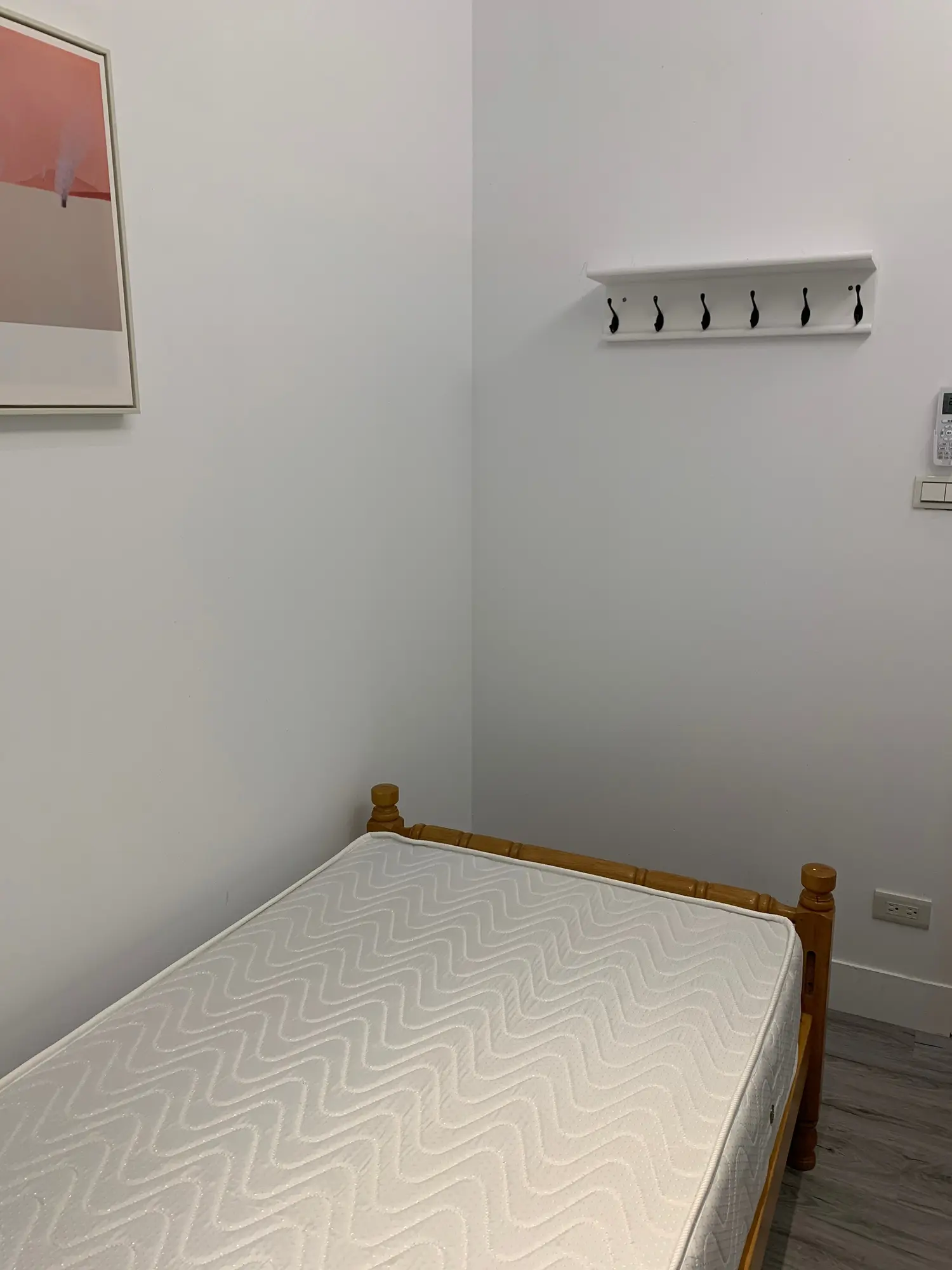 台北市, 中正區分租套房、雅房出租 | NT$ 13 500 | 3 坪 slide 7