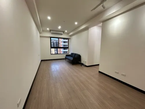 2 bedrooms apartment for rent in Linkou District, New Taipei City | TWD 33 000 | 19 ping slide 0