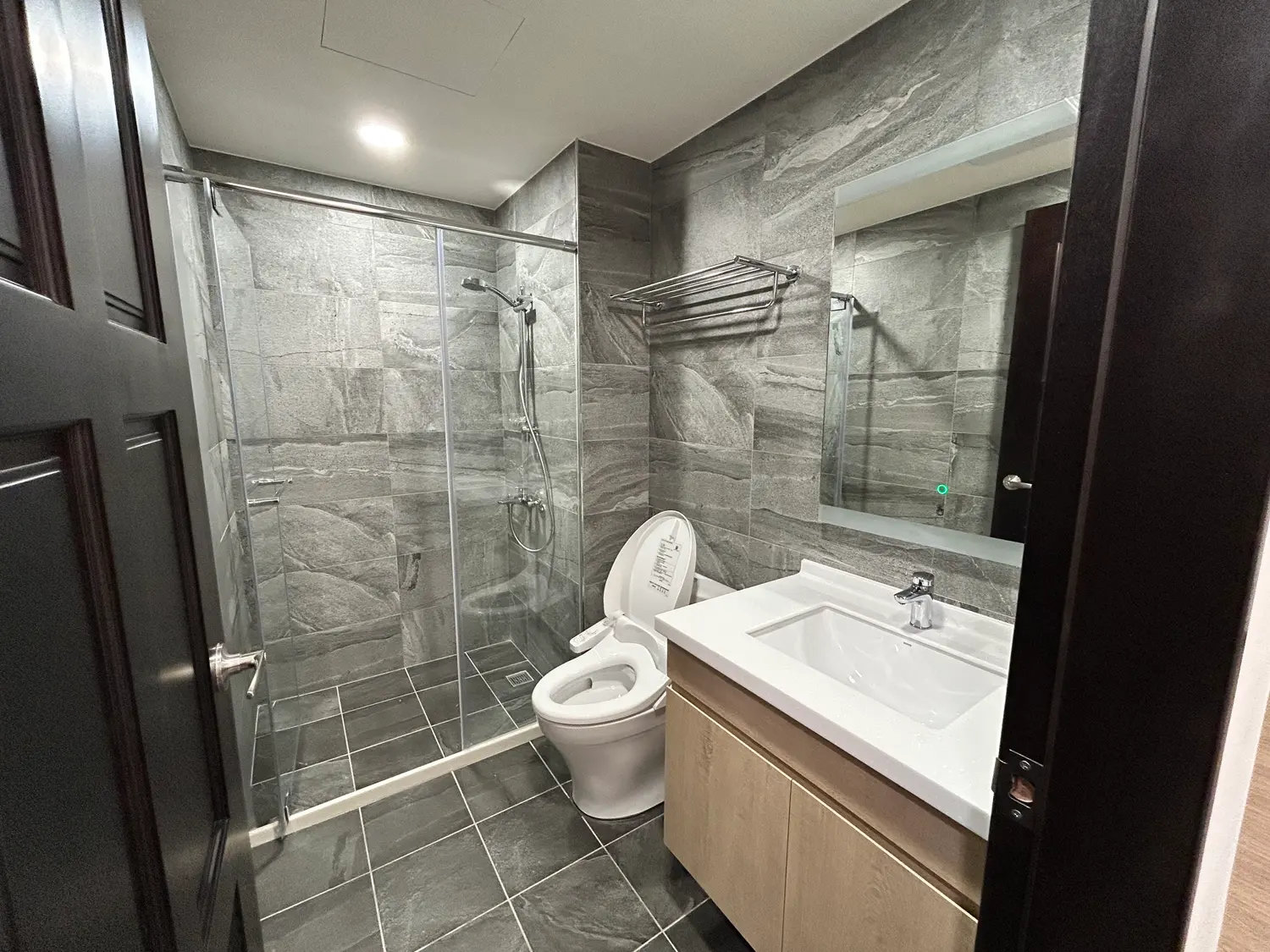 2 bedrooms apartment for rent in Linkou District, New Taipei City | TWD 33 000 | 19 ping slide 1