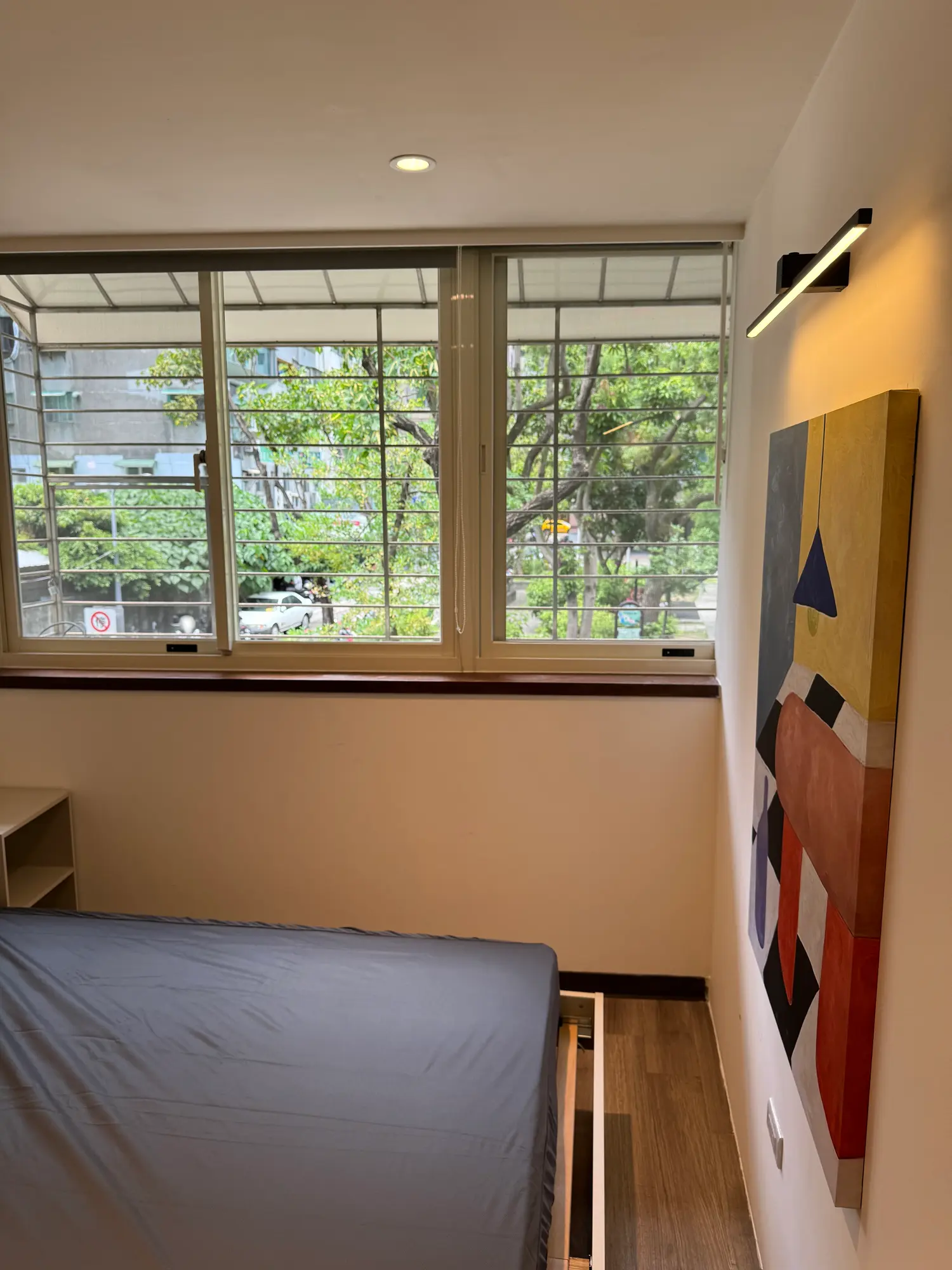 Room for rent in Taipei City, Zhongshan District | NT$ 16 000 | 3 ping slide 2