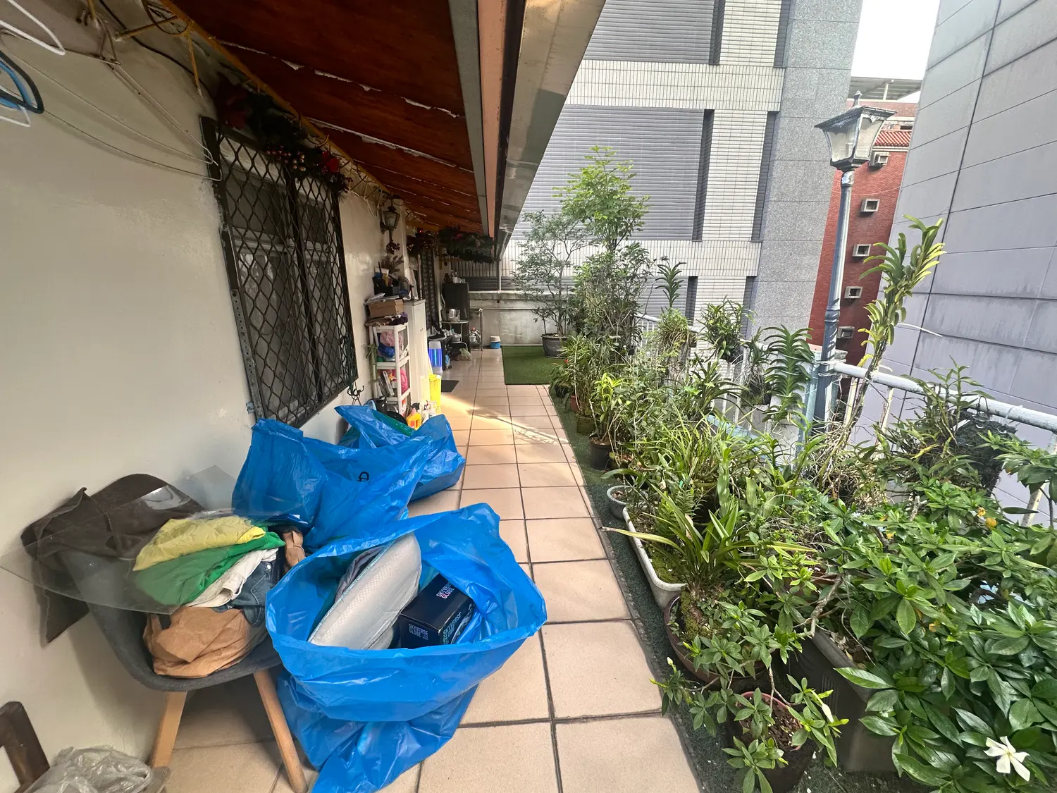 Room for rent in Taipei City, Daan District | NT$ 29 500 | 29 ping slide 12
