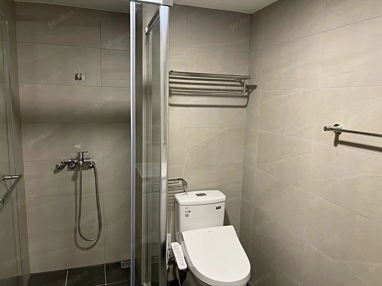 2 bedrooms apartment for rent TWD 32 000 - 28 ping - Sinsing District,Kaohsiung City slide 5
