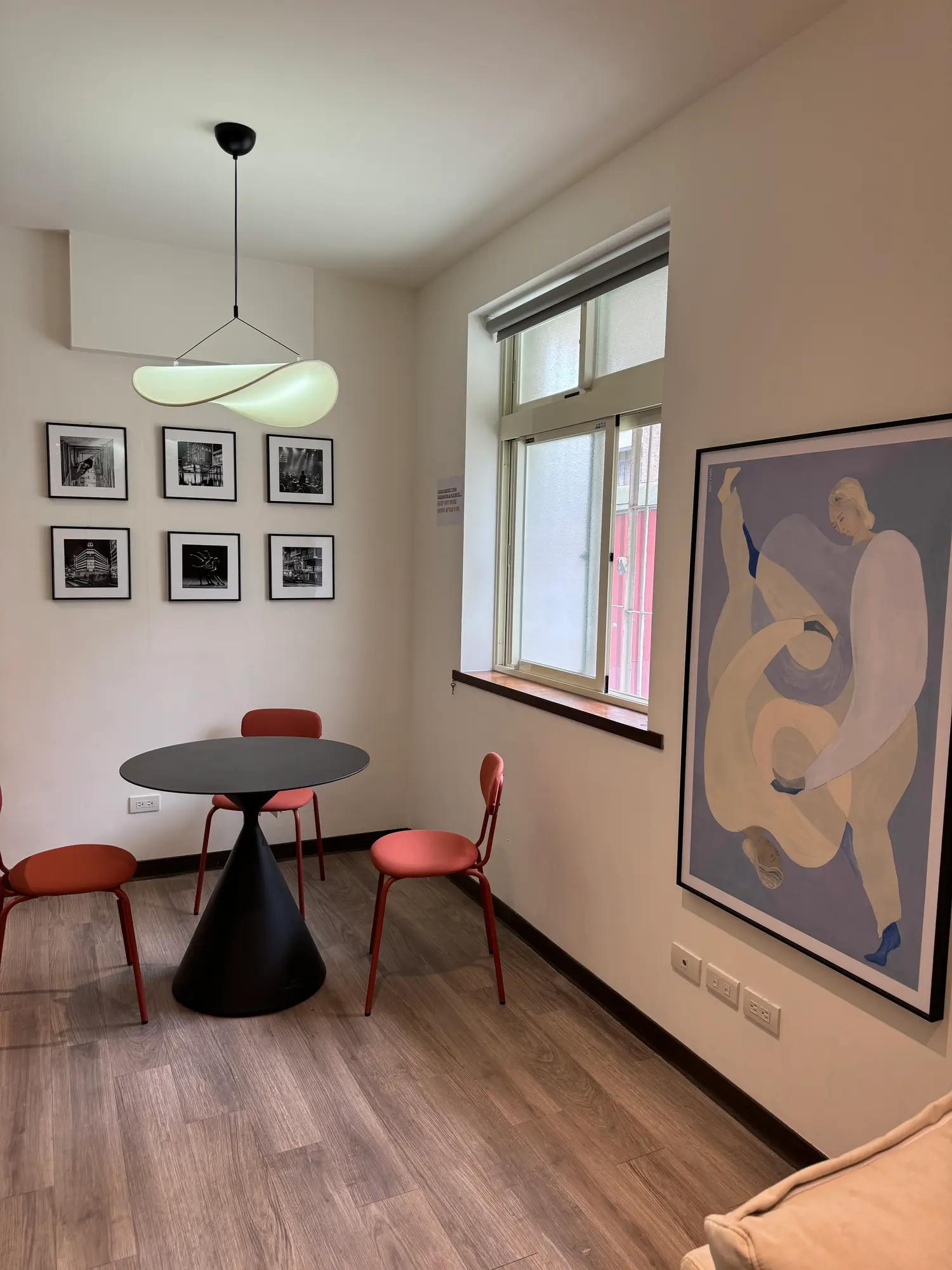 Room for rent in Zhongshan District, Taipei City | NT$ 17 500 | 4 ping slide 16