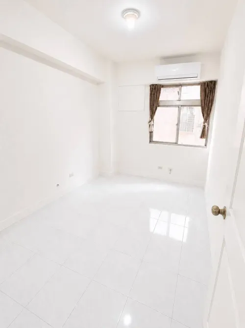 2 bedrooms apartment for rent in Xizhi District, New Taipei City | NT$ 25 000 | 25 ping slide 6