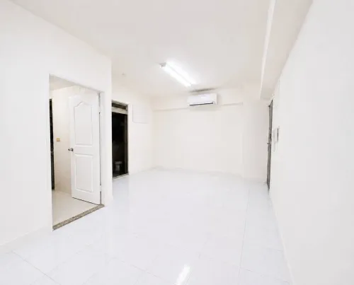 2 bedrooms apartment for rent in Xizhi District, New Taipei City | NT$ 25 000 | 25 ping slide 2