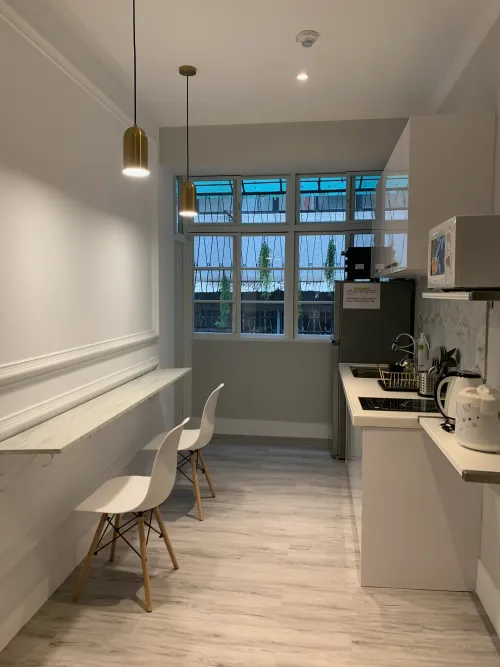 台北市, 中正區分租套房、雅房出租 | NT$ 13 500 | 3 坪 slide 0