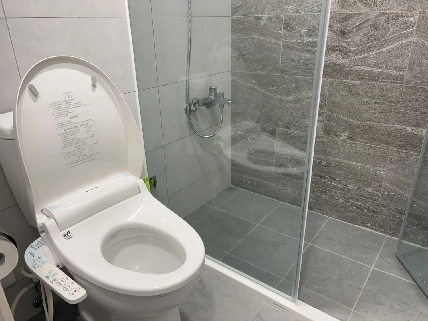 3 bedrooms apartment for rent TWD 75 000 - 51 ping slide 2