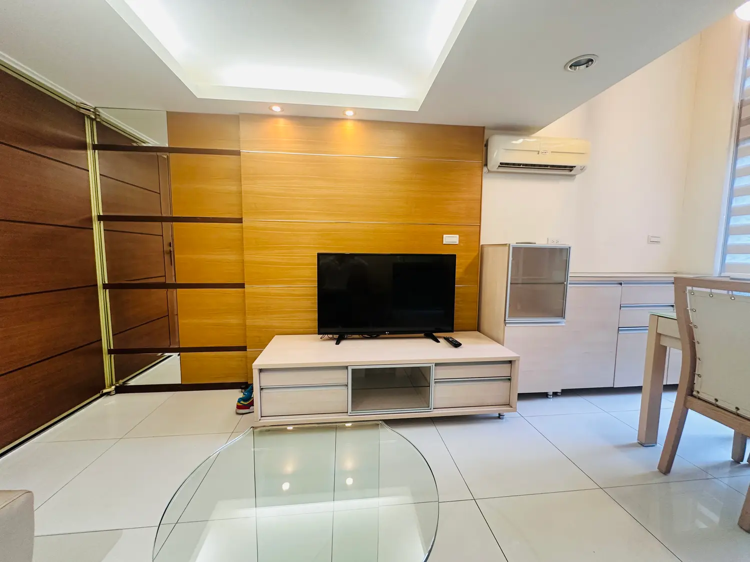 1 room apartment for rent in Xinyi District, Taipei City | NT$ 38 600 | 7 ping slide 4