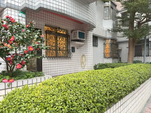 Apartment for rent TWD 75 000 -  - 3 bedrooms