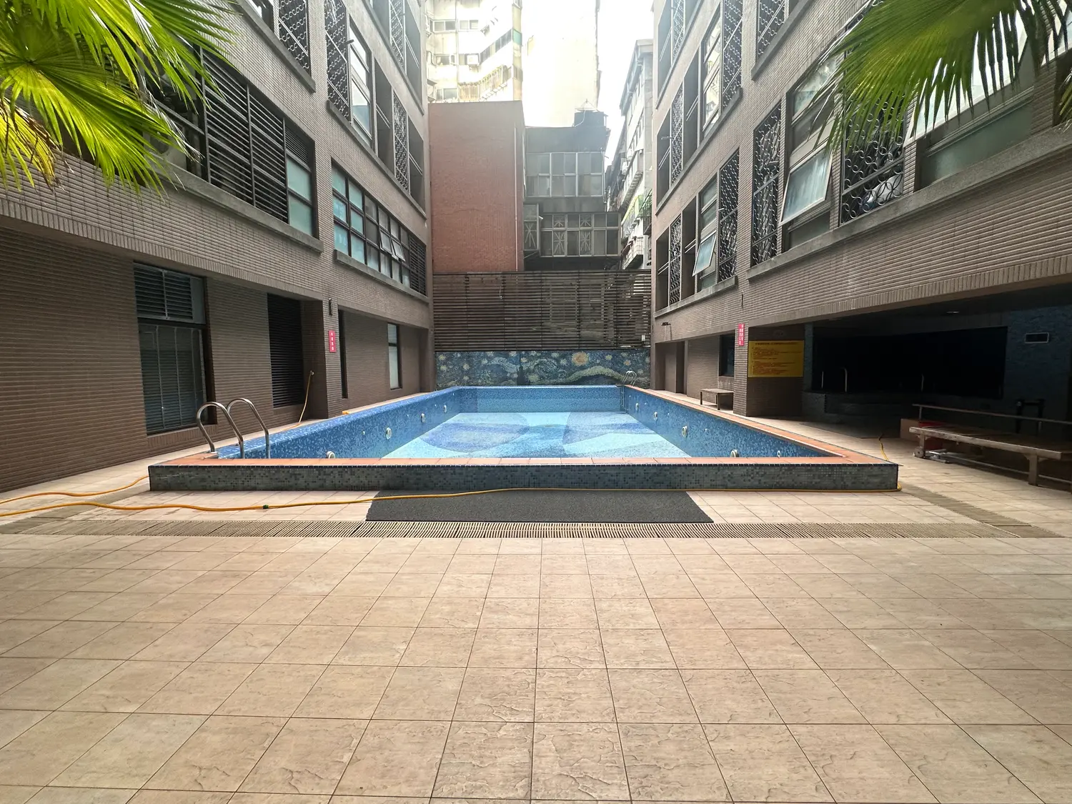 1 room apartment for rent in Xinyi District, Taipei City | NT$ 38 600 | 7 ping slide 13