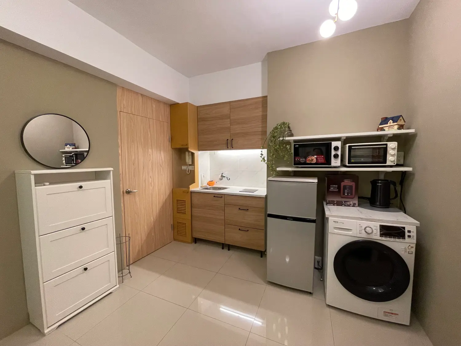 1 room apartment for rent in Songshan District, Taipei City | TWD 40 000 | 15 ping slide 2