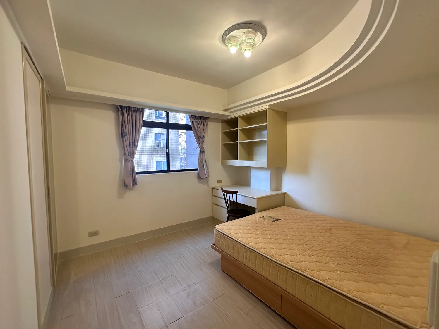 3 bedrooms apartment for rent in Xinyi District, Taipei City | NT$ 68 000 | 42 ping slide 6