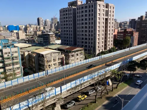 1 room apartment for rent TWD 19 600 - 9 ping - Zhongshan District, Taipei City slide 11