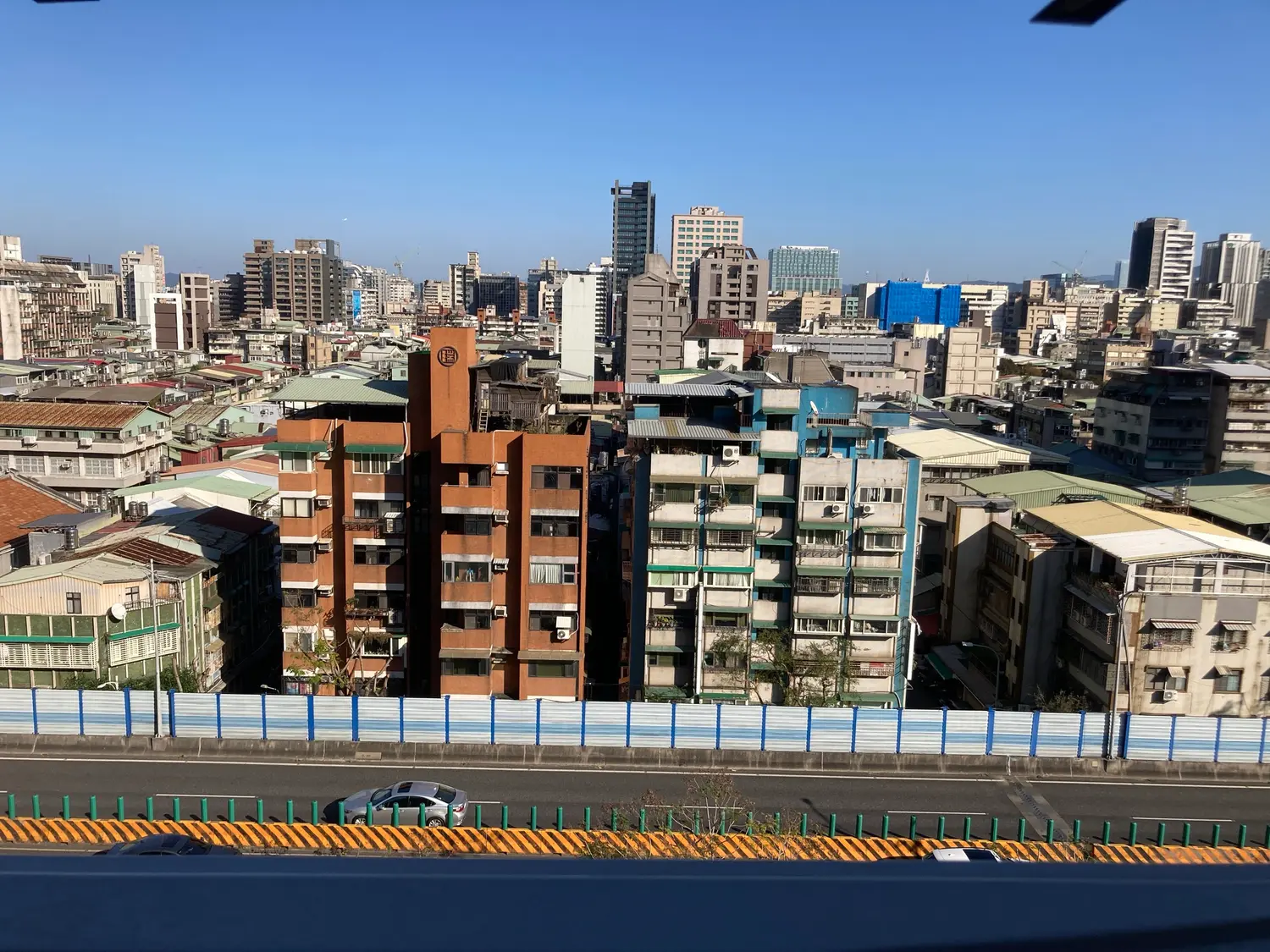 1 room apartment for rent TWD 19 600 - 9 ping - Zhongshan District, Taipei City slide 9