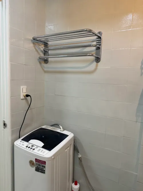 1 room apartment for rent TWD 19 600 - 9 ping - Zhongshan District, Taipei City slide 1