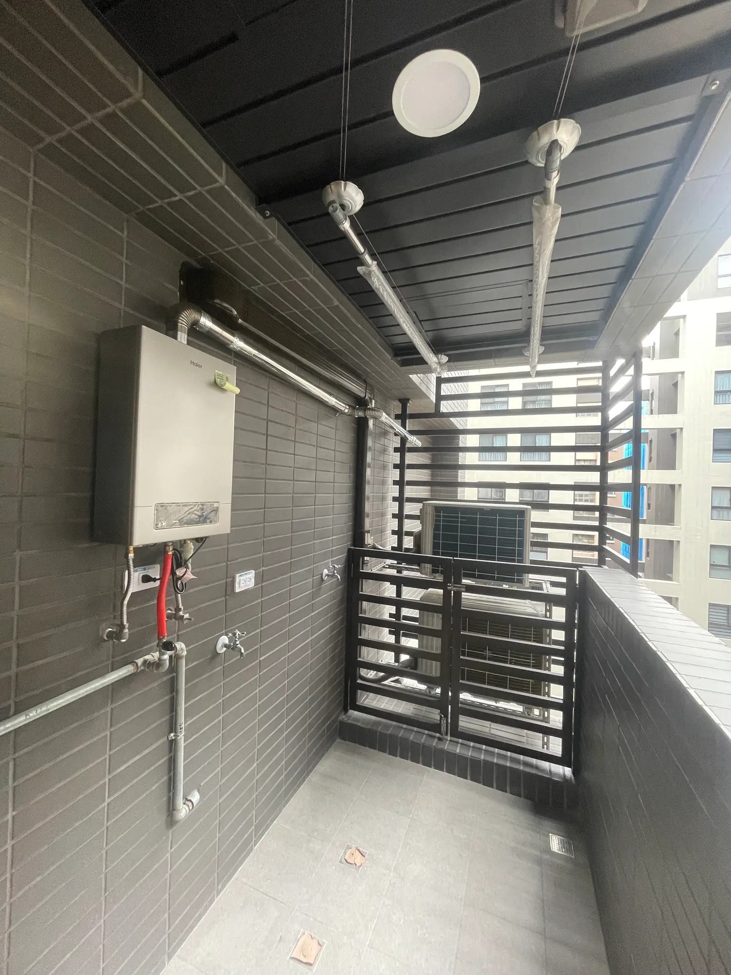 Studio apartment for rent TWD 40 000 - 26 ping - Zhongli District,Taoyuan City slide 9