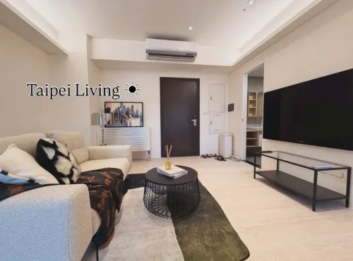 Studio apartment for rent in Zhongshan District, Taipei City | NT$ 68 000 | 16 ping slide 2