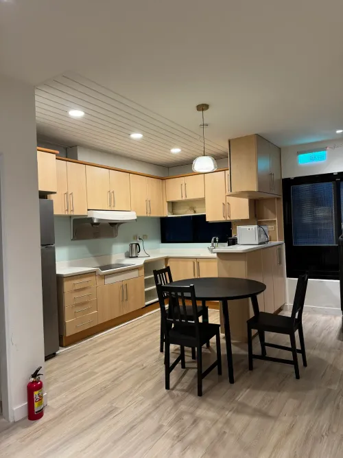 Room for rent NT$ 14 500 - Ningbo W St - 4 bedrooms