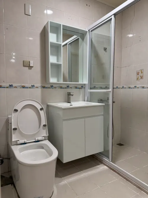 Room for rent NT$ 14 500 - Ningbo W St - 4 bedrooms